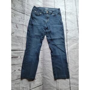 Signature Levi's Women's Modern Straight Dark Wash Stretch W26-L24.5